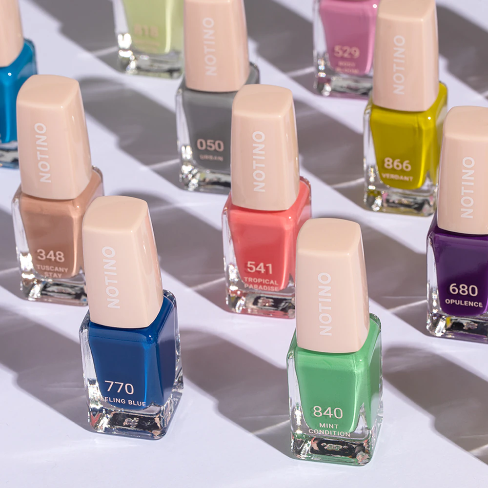 Notino Gel Effect Nail Polish Nail polish with gel effect