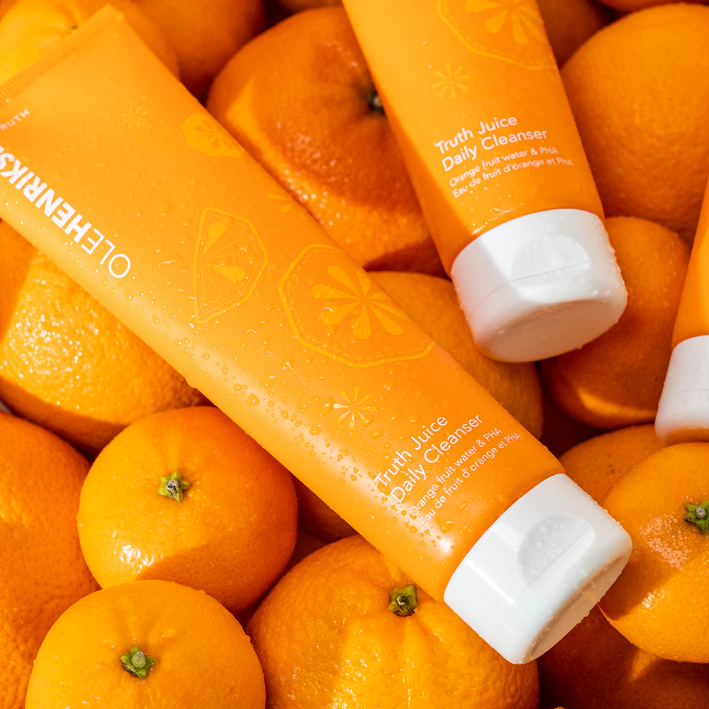 OLEHENRIKSEN Truth Juice Daily Cleanser Gel for cleansing and make-up removal