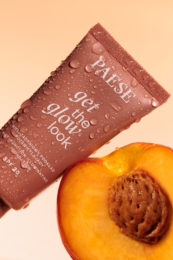 Paese Get The Glow Look Illuminating Foundation Light makeup with brightening effect SPF 20