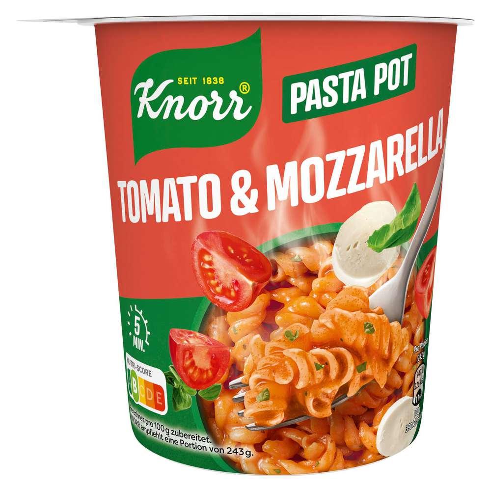 Pasta snack, tomato mozzarella