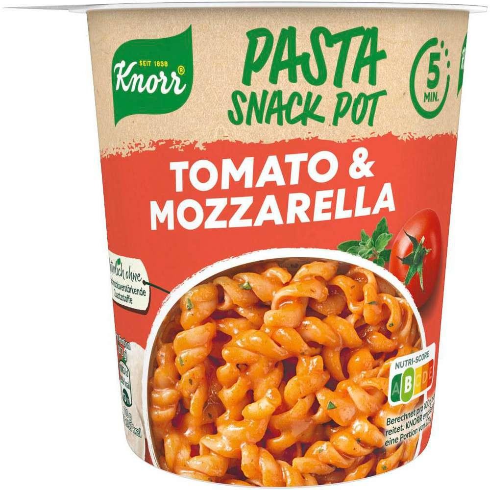 Pasta snack, tomato mozzarella