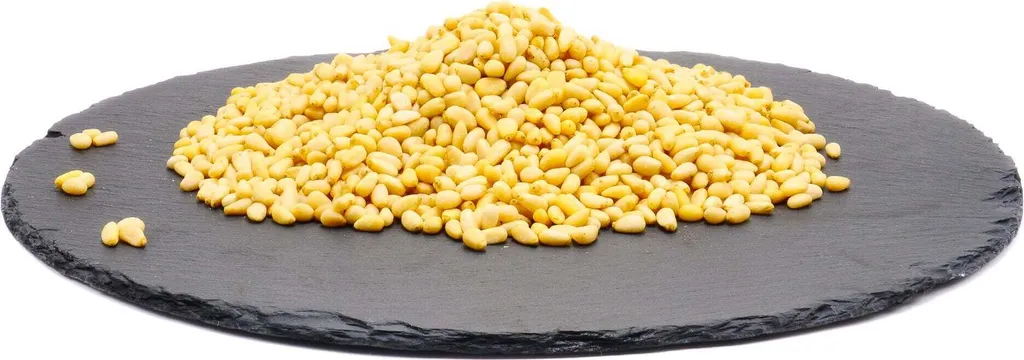 Pine nuts: 100g Size: 100g