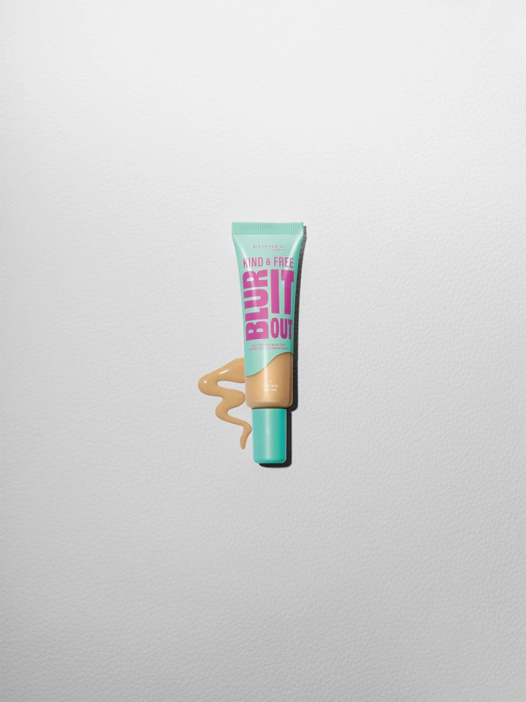 Rimmel Kind & Free Blur It Out light moisturizing make-up SPF 20
