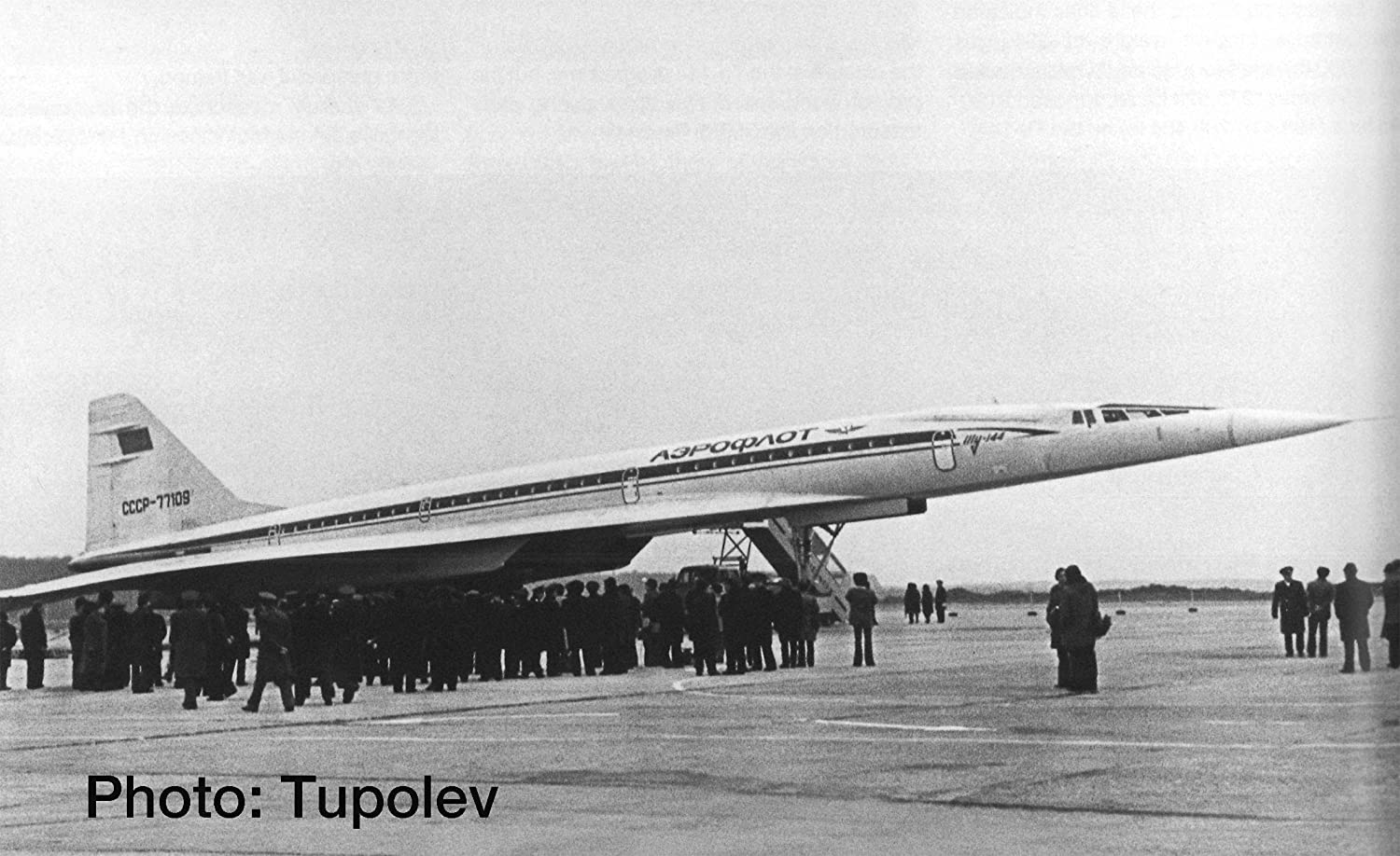 Herpa 533324 Tupolev TU-144S Mini for Crafts and Collecting, Multi-Coloured