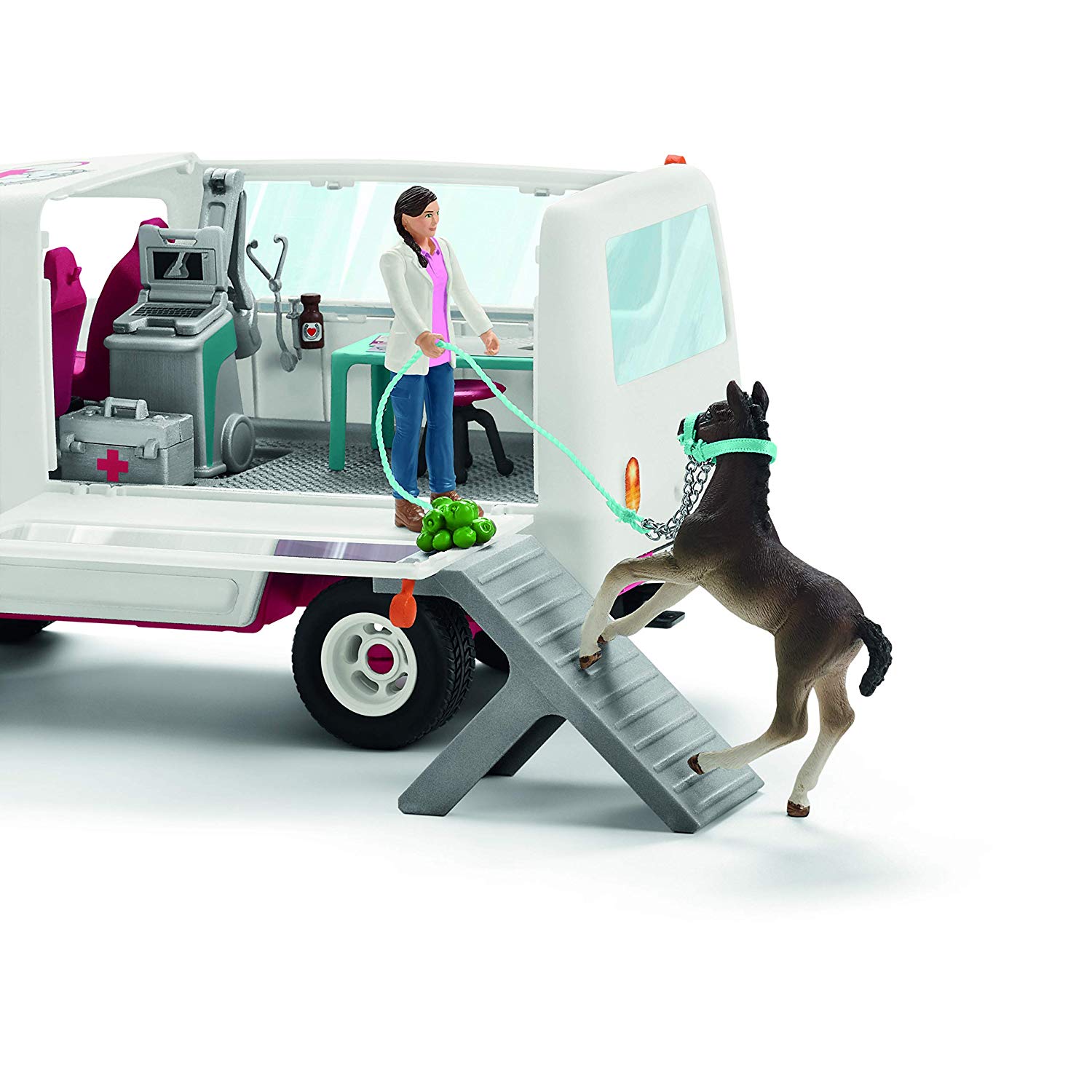 Schleich 42370 – Mobile Pet Doctor With Hanoverian Foal