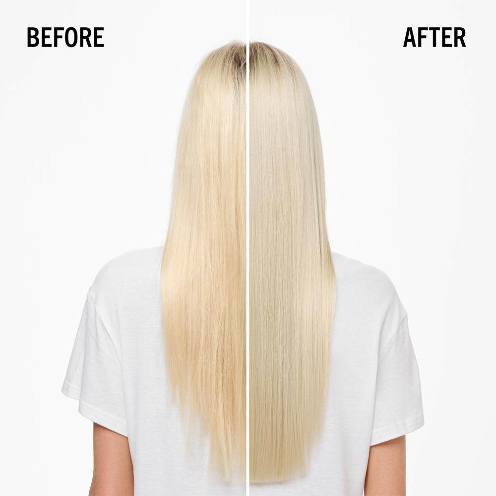 Schwarzkopf Professional Blondme Bond Repair Purple Spray Conditioner purple conditioner in spray