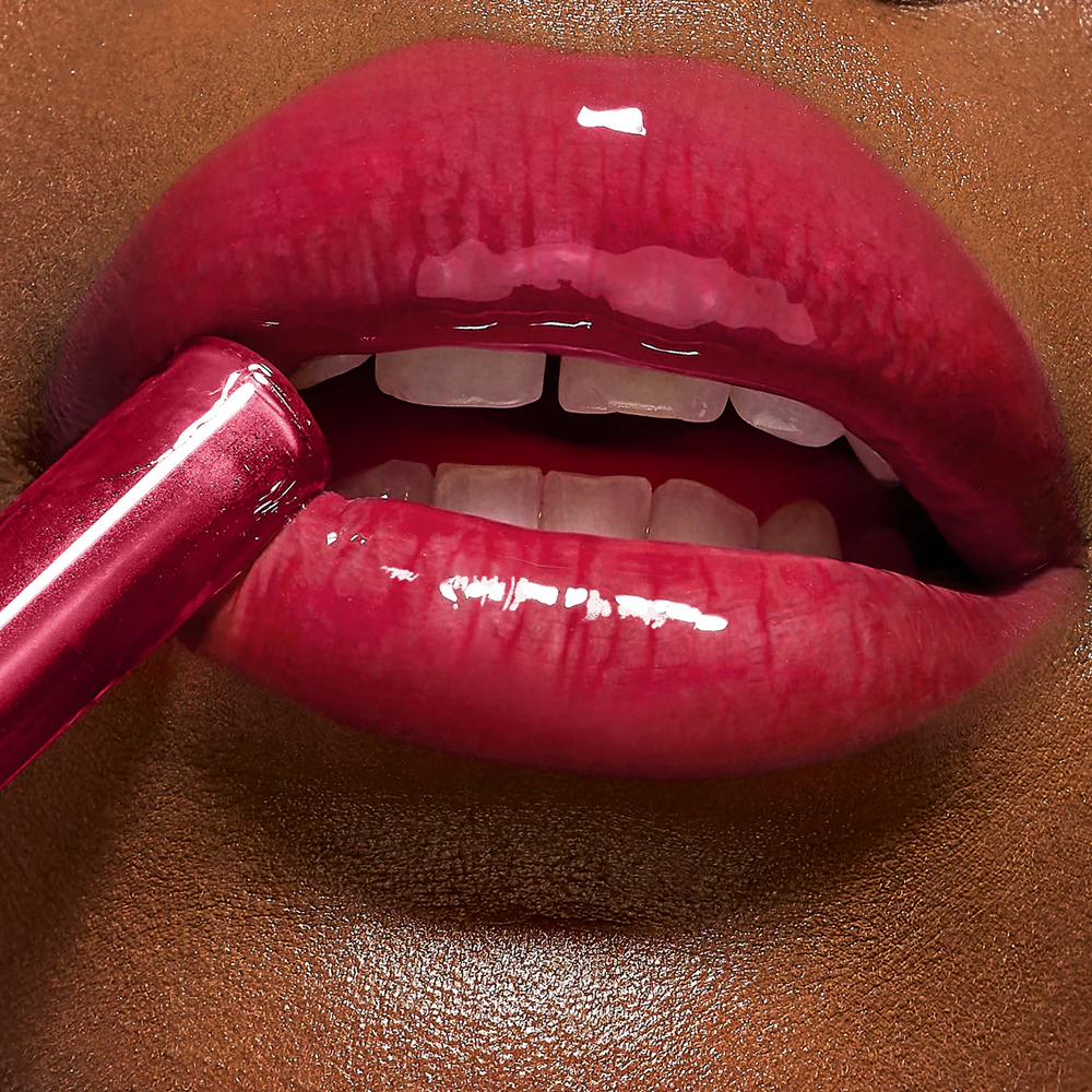 Smashbox Halo Plump + Glow Lip Gloss Hydrating lip gloss for more lip volume