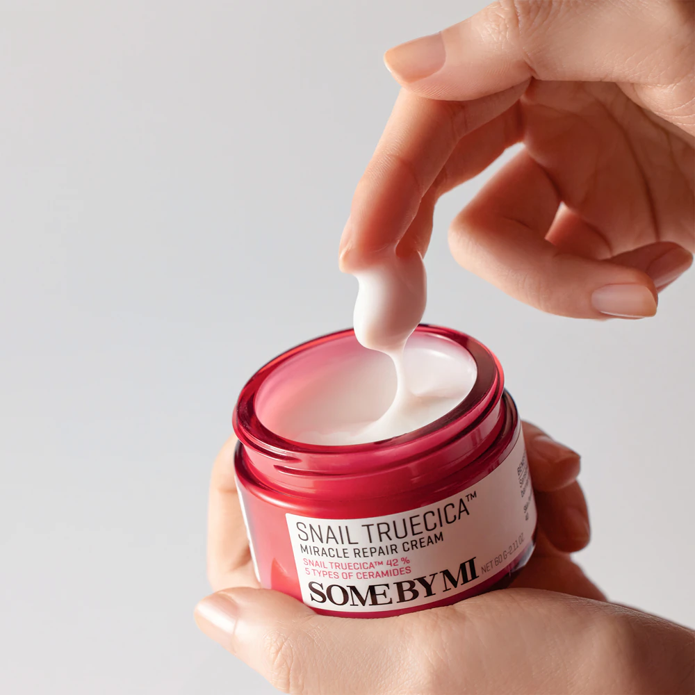 Some By Mi Snail Truecica Miracle Repair soothing and hydrating cream