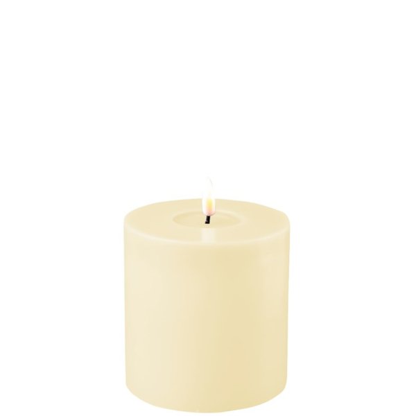 Pillar candle LED from Deluxe Homeart