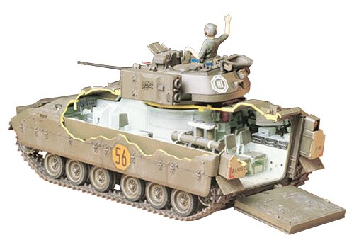 Tamiya 300035132 – 1: 35 Us Even.F.In The Pz M2 Bradley Tank