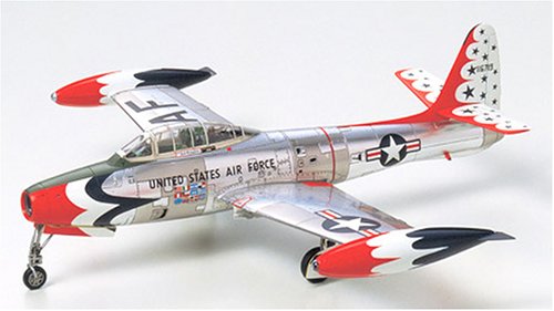 Tamiya 60762 – F 84G Thunderbirds 1: 72