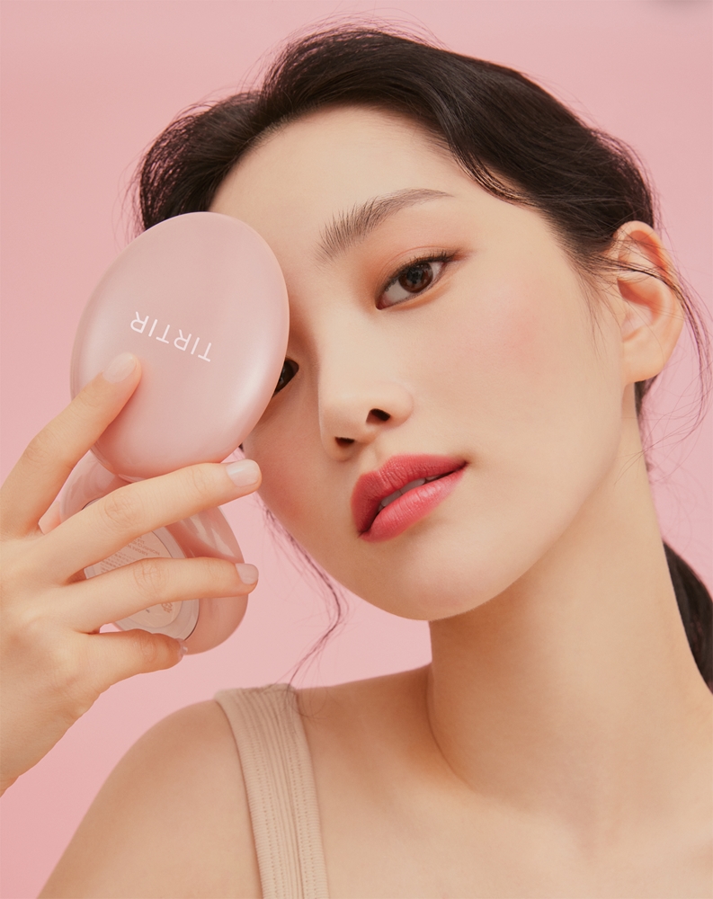 TIRTIR Mask Fit All Cover Cushion mattifying make-up in a sponge