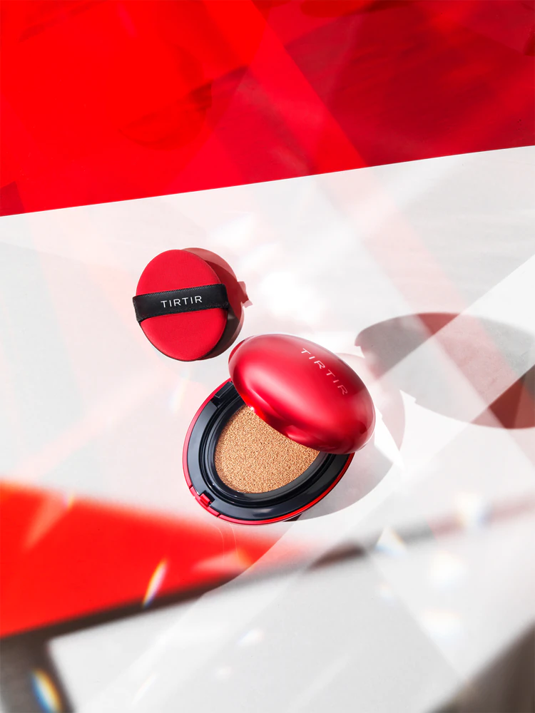 TIRTIR Mask Fit Red Cushion Mini long-lasting make-up in a sponge