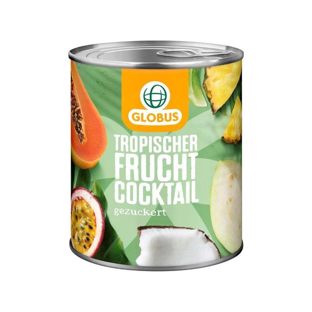 Tropical fruit cocktail with sugar