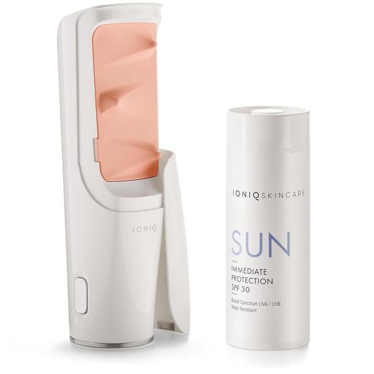 IONIQ Skincare Starter Kit with Ioniq One ​​Sprayer + Sun SPF 30 Cartridge - Perfect Sun Protection in Less than 60 Seconds - Magnetic Skin Technology - Vegan, UVA/UVB Protection