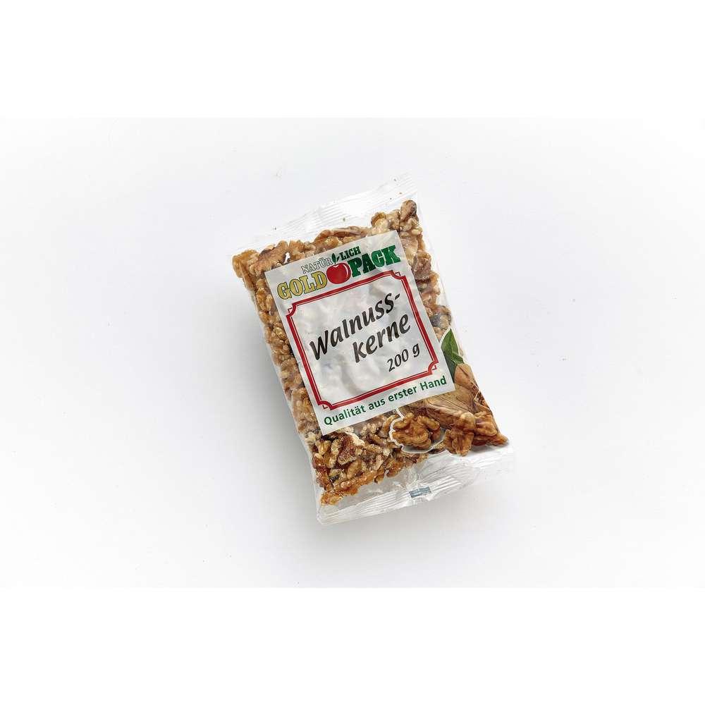 Walnut kernels