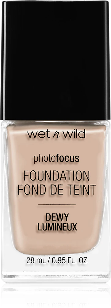 Wet n Wild Photo Focus light moisturizing make-up to rejuvenate facial skin